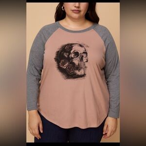 Torrid 2024 Skull Floral Classic Fit Crew Heritage Jersey Tee Woman 3X Pink Grey